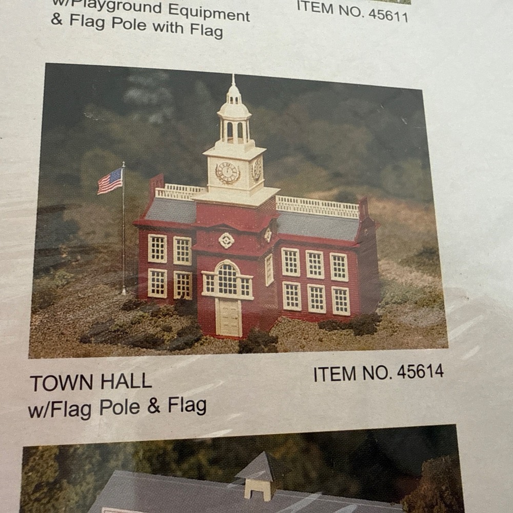 Bachmann Plasticville O Scale USA Town Hall Kit #45614 NEW/SEALED - Picture 3 of 3